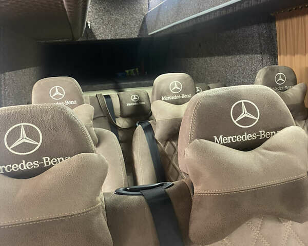 Белый Мерседес Sprinter, объемом двигателя 2.99 л и пробегом 220 тыс. км за 26800 $, фото 7 на Automoto.ua