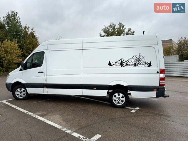 Белый Мерседес Sprinter, объемом двигателя 3.22 л и пробегом 400 тыс. км за 16500 $, фото 7 на Automoto.ua