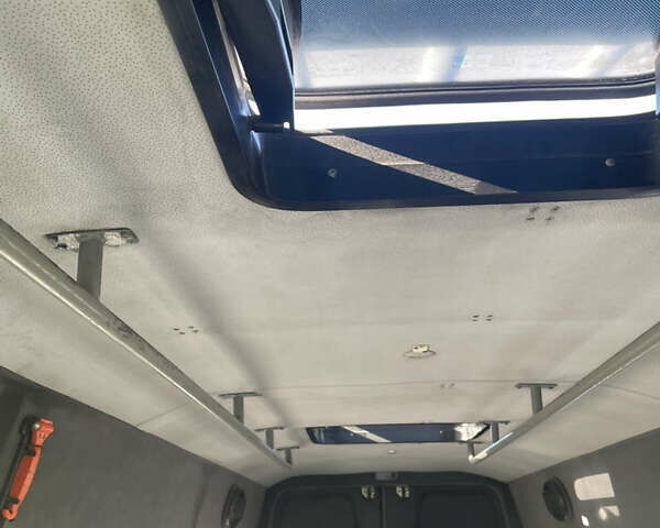 Білий Мерседес Sprinter, об'ємом двигуна 2.14 л та пробігом 985 тис. км за 22000 $, фото 3 на Automoto.ua