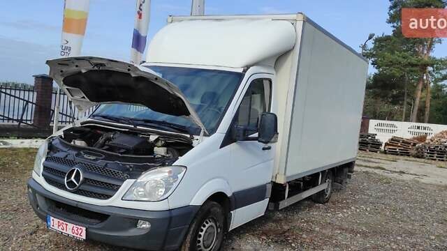 Белый Мерседес Sprinter, объемом двигателя 2.2 л и пробегом 266 тыс. км за 12999 $, фото 11 на Automoto.ua