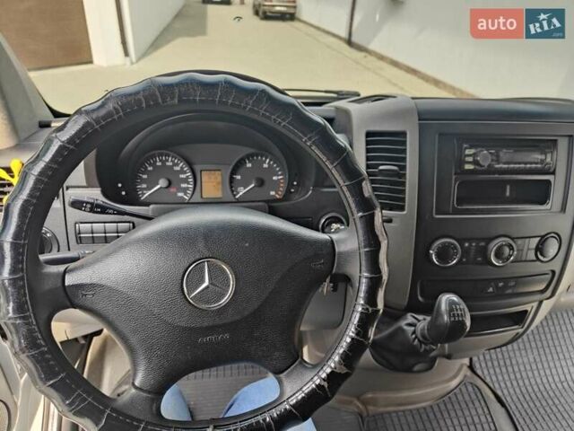 Білий Мерседес Sprinter, об'ємом двигуна 2.14 л та пробігом 563 тис. км за 10900 $, фото 4 на Automoto.ua
