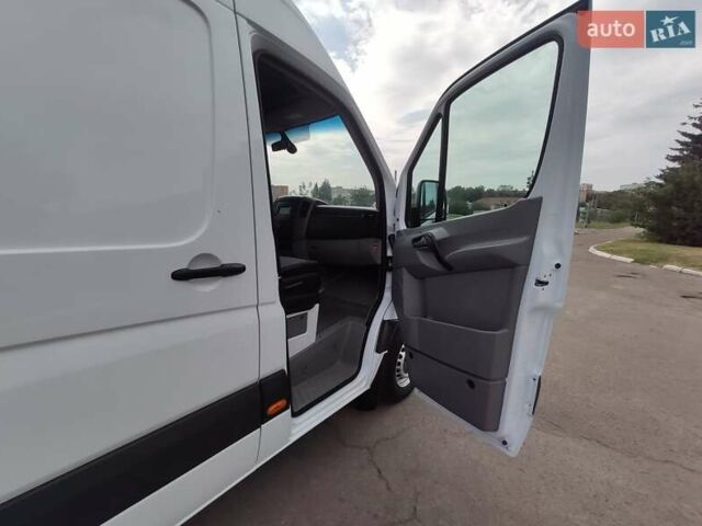 Білий Мерседес Sprinter, об'ємом двигуна 0 л та пробігом 281 тис. км за 29500 $, фото 27 на Automoto.ua