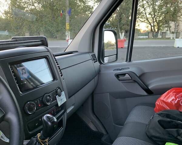 Белый Мерседес Sprinter, объемом двигателя 2.14 л и пробегом 400 тыс. км за 17000 $, фото 10 на Automoto.ua