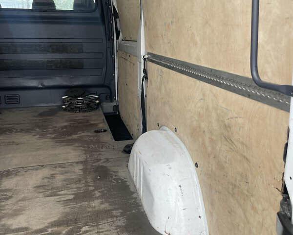 Білий Мерседес Sprinter, об'ємом двигуна 2.2 л та пробігом 277 тис. км за 12800 $, фото 15 на Automoto.ua