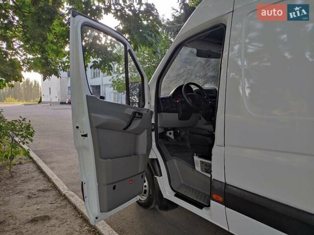 Белый Мерседес Sprinter, объемом двигателя 0 л и пробегом 186 тыс. км за 29900 $, фото 10 на Automoto.ua