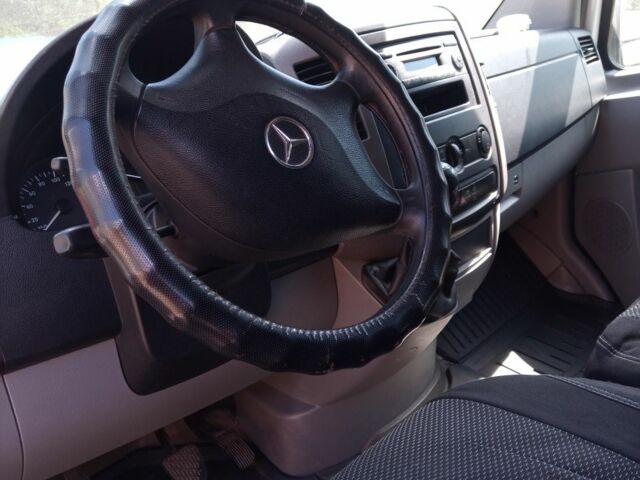 Білий Мерседес Sprinter, об'ємом двигуна 2.1 л та пробігом 370 тис. км за 9200 $, фото 7 на Automoto.ua