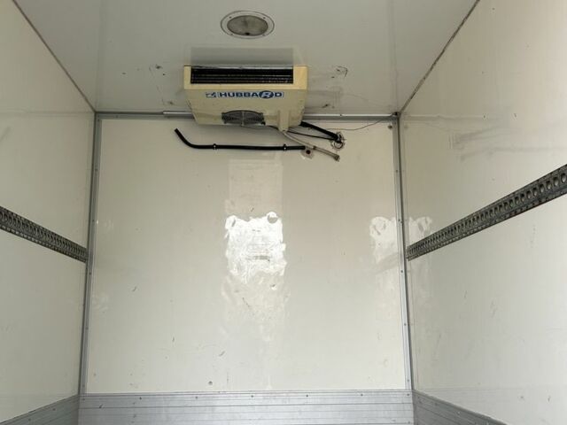 Белый Мерседес Sprinter, объемом двигателя 2.1 л и пробегом 462 тыс. км за 12400 $, фото 5 на Automoto.ua