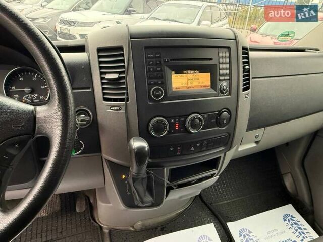Белый Мерседес Sprinter, объемом двигателя 2.14 л и пробегом 271 тыс. км за 16500 $, фото 10 на Automoto.ua