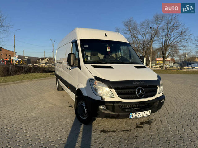 Белый Мерседес Sprinter, объемом двигателя 2.99 л и пробегом 369 тыс. км за 25800 $, фото 1 на Automoto.ua
