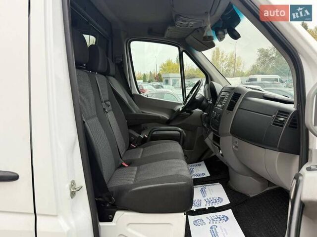Белый Мерседес Sprinter, объемом двигателя 2.14 л и пробегом 271 тыс. км за 16500 $, фото 14 на Automoto.ua