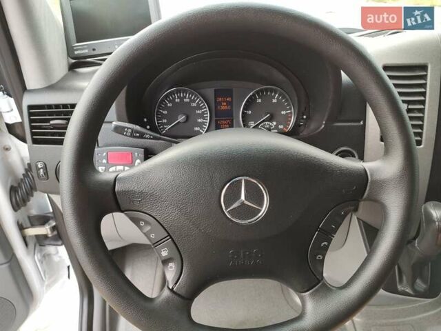 Білий Мерседес Sprinter, об'ємом двигуна 0 л та пробігом 281 тис. км за 29500 $, фото 21 на Automoto.ua