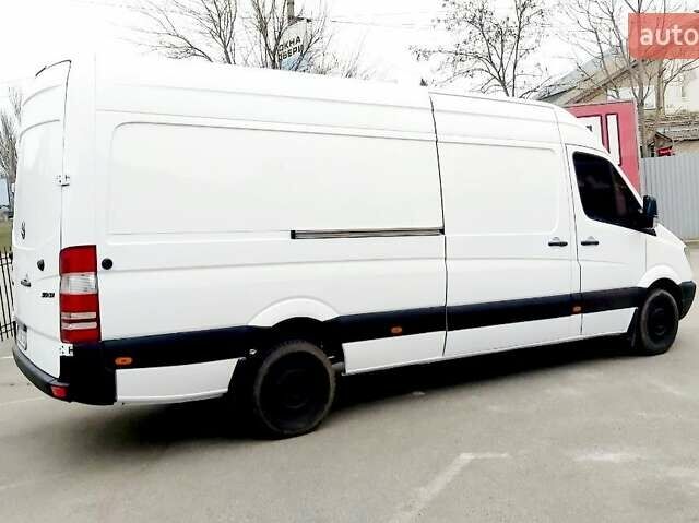 Білий Мерседес Sprinter, об'ємом двигуна 2.14 л та пробігом 300 тис. км за 11990 $, фото 5 на Automoto.ua