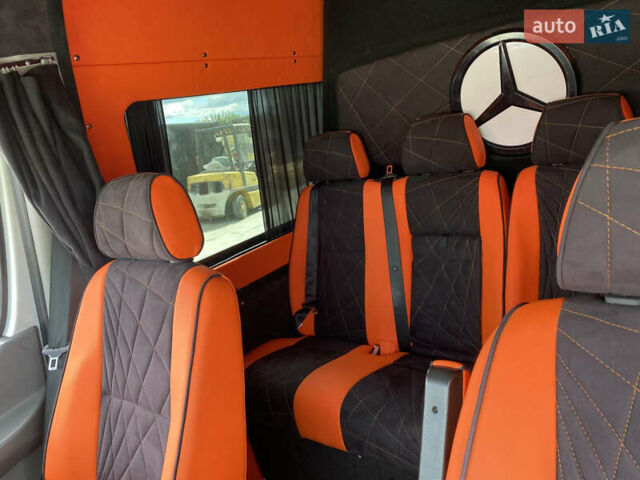 Мерседес Sprinter 2011 в Киеве на Automoto.ua Белый Мерседес Sprinter, объемом двигателя 2.99 л и пробегом 500 тыс. км за 20000 $, фото 12 на Automoto.ua