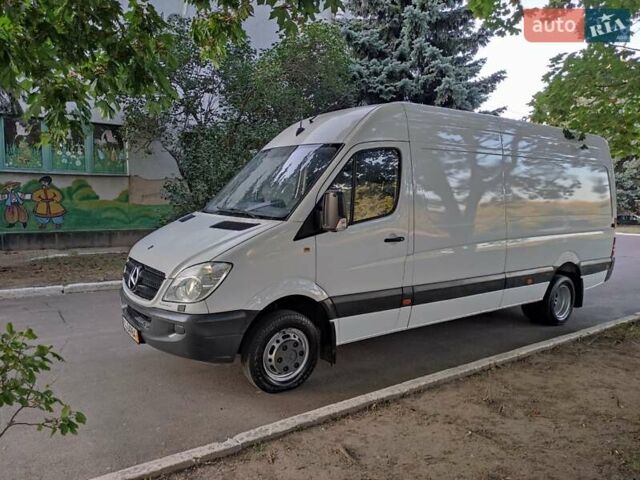 Белый Мерседес Sprinter, объемом двигателя 0 л и пробегом 186 тыс. км за 29900 $, фото 34 на Automoto.ua