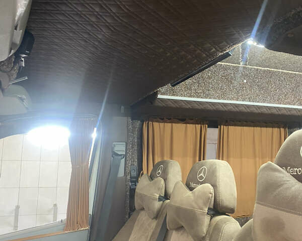 Белый Мерседес Sprinter, объемом двигателя 2.99 л и пробегом 220 тыс. км за 26800 $, фото 12 на Automoto.ua