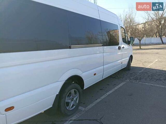 Белый Мерседес Sprinter, объемом двигателя 2.2 л и пробегом 370 тыс. км за 19000 $, фото 10 на Automoto.ua