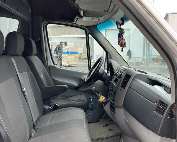 Белый Мерседес Sprinter, объемом двигателя 2.2 л и пробегом 497 тыс. км за 10900 $, фото 39 на Automoto.ua