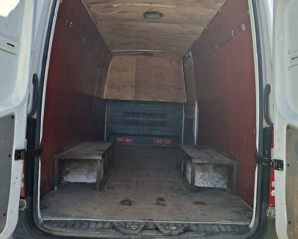 Белый Мерседес Sprinter, объемом двигателя 3 л и пробегом 244 тыс. км за 26000 $, фото 8 на Automoto.ua