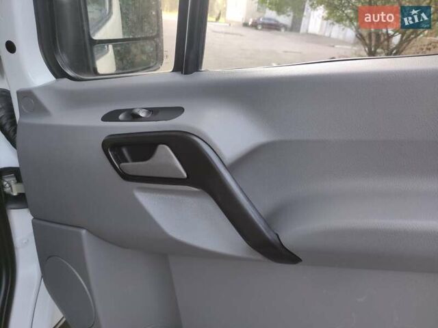 Белый Мерседес Sprinter, объемом двигателя 0 л и пробегом 186 тыс. км за 29900 $, фото 19 на Automoto.ua