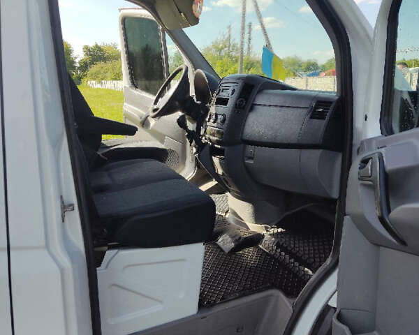 Білий Мерседес Sprinter, об'ємом двигуна 2.14 л та пробігом 425 тис. км за 12500 $, фото 7 на Automoto.ua