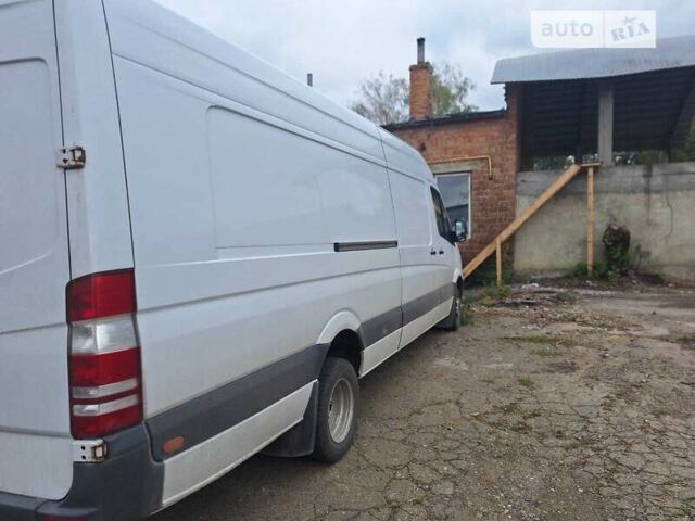 Белый Мерседес Sprinter, объемом двигателя 2.14 л и пробегом 400 тыс. км за 17000 $, фото 14 на Automoto.ua