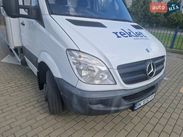 Мерседес Sprinter 2011 в Дрогобыче на Automoto.ua Белый Мерседес Sprinter, объемом двигателя 3 л и пробегом 470 тыс. км за 27300 $, фото 18 на Automoto.ua