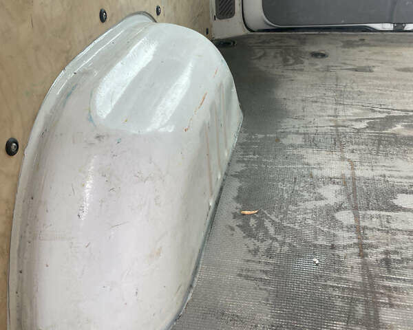 Білий Мерседес Sprinter, об'ємом двигуна 2.2 л та пробігом 277 тис. км за 12800 $, фото 25 на Automoto.ua