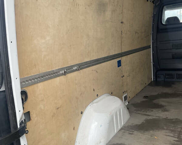 Білий Мерседес Sprinter, об'ємом двигуна 2.2 л та пробігом 277 тис. км за 12800 $, фото 16 на Automoto.ua