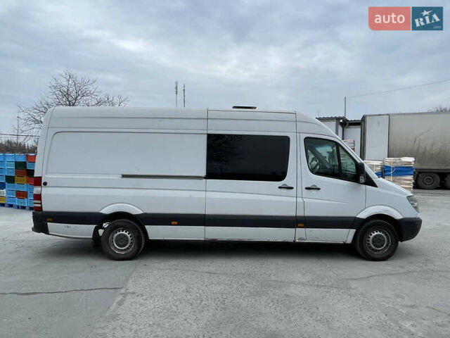 Белый Мерседес Sprinter, объемом двигателя 2.2 л и пробегом 497 тыс. км за 10900 $, фото 16 на Automoto.ua