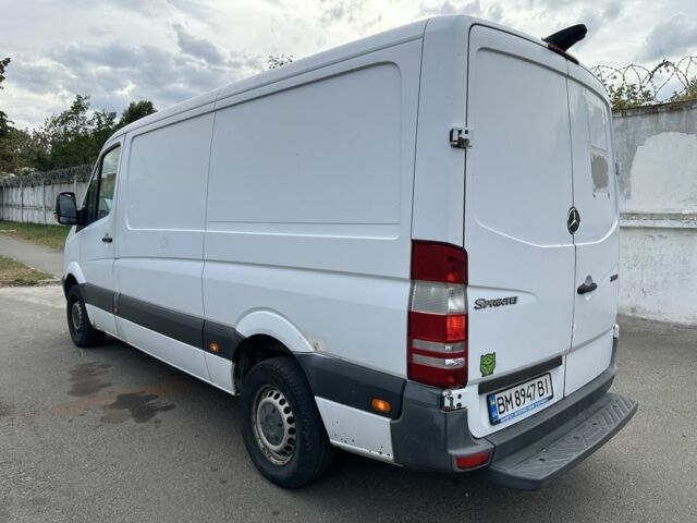 Белый Мерседес Sprinter, объемом двигателя 2.1 л и пробегом 447 тыс. км за 11222 $, фото 2 на Automoto.ua