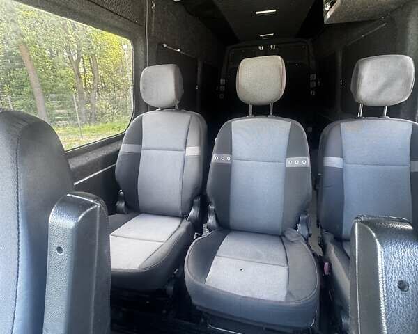 Белый Мерседес Sprinter, объемом двигателя 0 л и пробегом 570 тыс. км за 15999 $, фото 18 на Automoto.ua