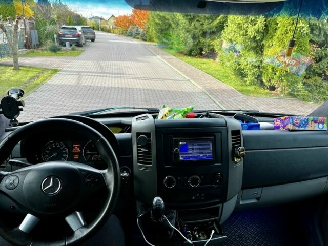 Белый Мерседес Sprinter, объемом двигателя 2.1 л и пробегом 380 тыс. км за 16000 $, фото 8 на Automoto.ua