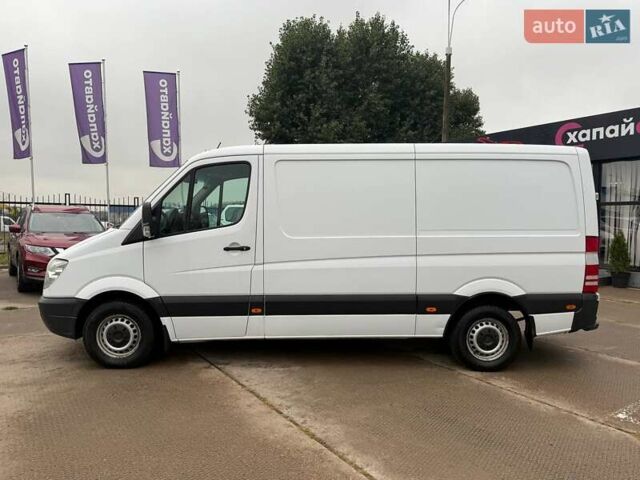 Белый Мерседес Sprinter, объемом двигателя 2.14 л и пробегом 271 тыс. км за 16500 $, фото 7 на Automoto.ua