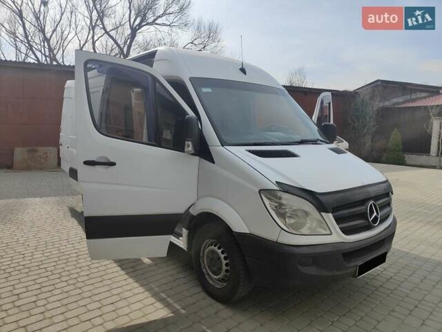Білий Мерседес Sprinter, об'ємом двигуна 2.14 л та пробігом 563 тис. км за 10900 $, фото 2 на Automoto.ua