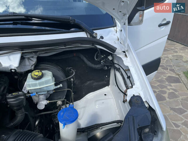 Белый Мерседес Sprinter, объемом двигателя 2.14 л и пробегом 360 тыс. км за 12900 $, фото 29 на Automoto.ua