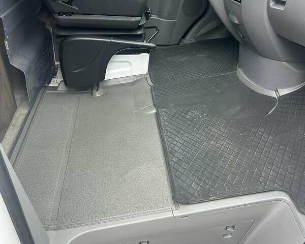 Білий Мерседес Sprinter, об'ємом двигуна 3 л та пробігом 292 тис. км за 22279 $, фото 8 на Automoto.ua