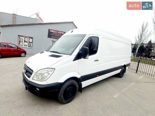 Білий Мерседес Sprinter, об'ємом двигуна 2.14 л та пробігом 300 тис. км за 11990 $, фото 11 на Automoto.ua