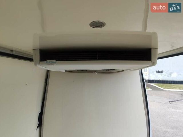 Білий Мерседес Sprinter, об'ємом двигуна 0 л та пробігом 281 тис. км за 29500 $, фото 38 на Automoto.ua