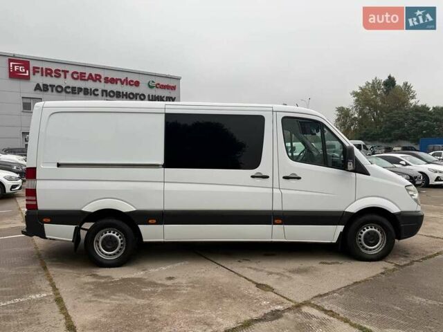 Белый Мерседес Sprinter, объемом двигателя 2.14 л и пробегом 271 тыс. км за 16500 $, фото 3 на Automoto.ua