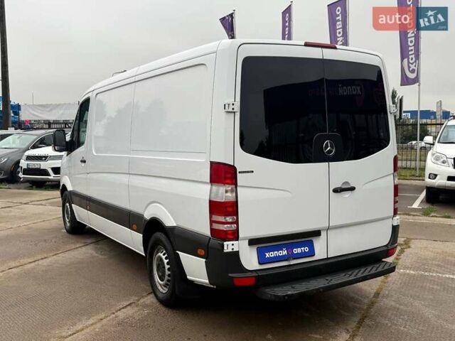 Белый Мерседес Sprinter, объемом двигателя 2.14 л и пробегом 271 тыс. км за 16500 $, фото 6 на Automoto.ua