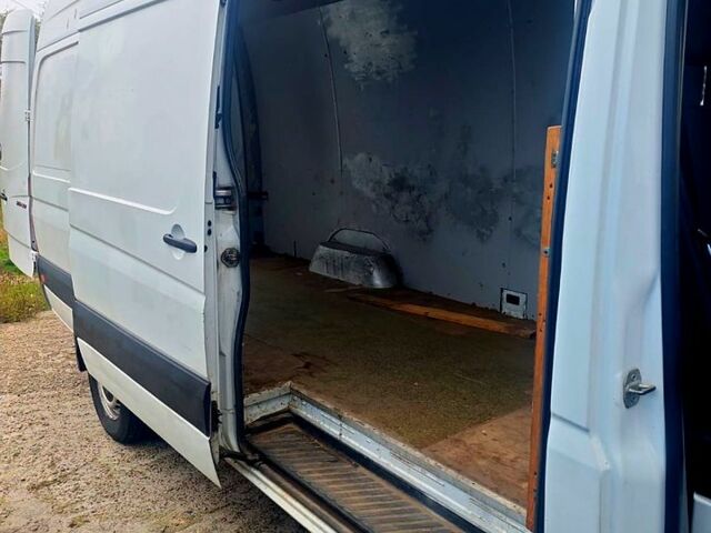 Мерседес Sprinter 2011 у Києві на Automoto.ua Білий Мерседес Sprinter, об'ємом двигуна 2.1 л та пробігом 280 тис. км за 8500 $, фото 4 на Automoto.ua