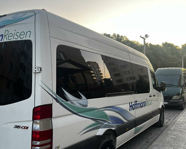 Білий Мерседес Sprinter, об'ємом двигуна 2.2 л та пробігом 620 тис. км за 19100 $, фото 6 на Automoto.ua