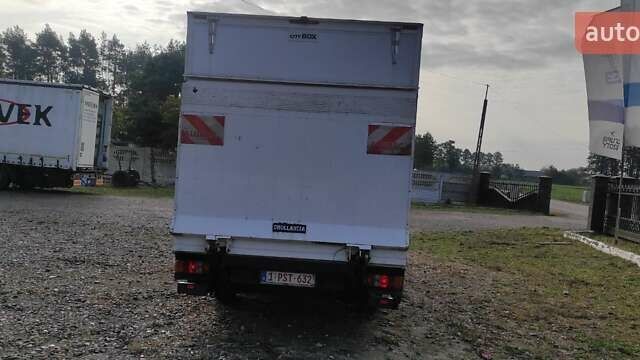Белый Мерседес Sprinter, объемом двигателя 2.2 л и пробегом 266 тыс. км за 12999 $, фото 3 на Automoto.ua