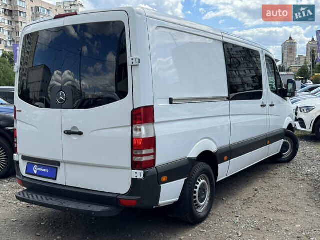 Белый Мерседес Sprinter, объемом двигателя 2.14 л и пробегом 271 тыс. км за 16500 $, фото 7 на Automoto.ua