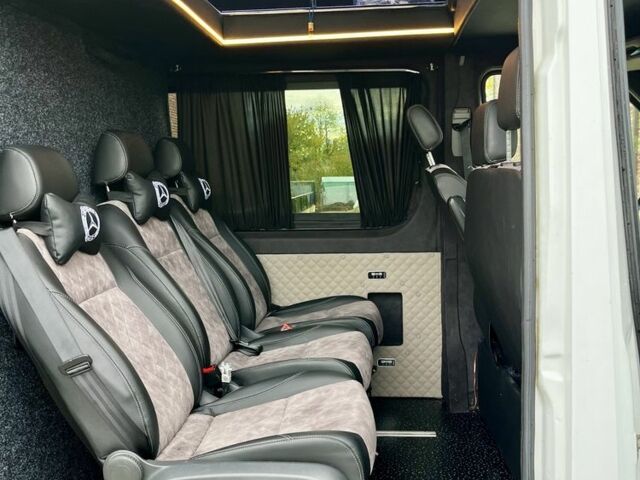 Белый Мерседес Sprinter, объемом двигателя 2.1 л и пробегом 380 тыс. км за 16000 $, фото 10 на Automoto.ua