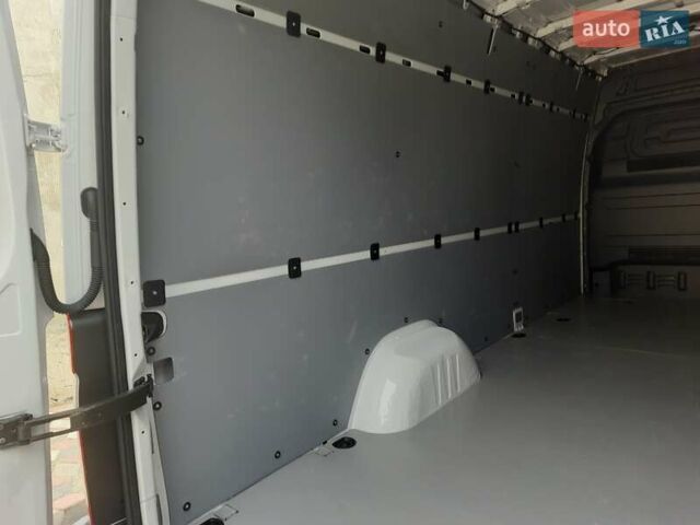 Белый Мерседес Sprinter, объемом двигателя 3 л и пробегом 380 тыс. км за 18500 $, фото 7 на Automoto.ua