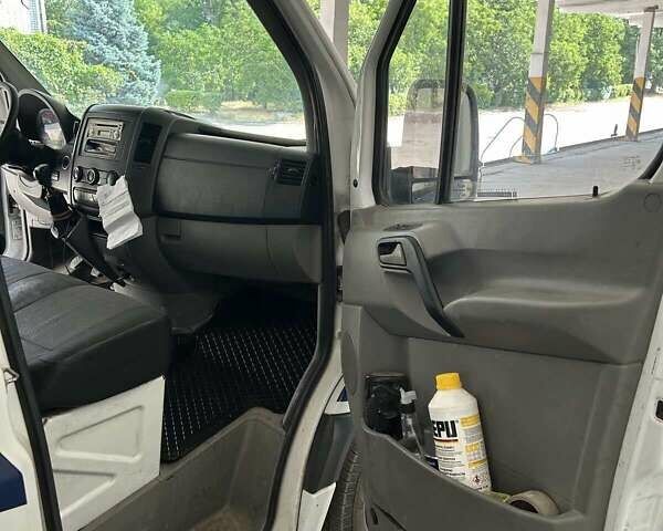 Білий Мерседес Sprinter, об'ємом двигуна 2.14 л та пробігом 615 тис. км за 11999 $, фото 12 на Automoto.ua