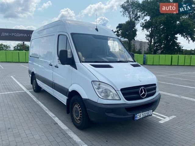 Белый Мерседес Sprinter, объемом двигателя 2.1 л и пробегом 312 тыс. км за 14600 $, фото 10 на Automoto.ua