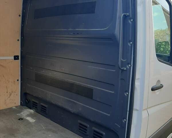 Белый Мерседес Sprinter, объемом двигателя 2.1 л и пробегом 180 тыс. км за 15500 $, фото 13 на Automoto.ua