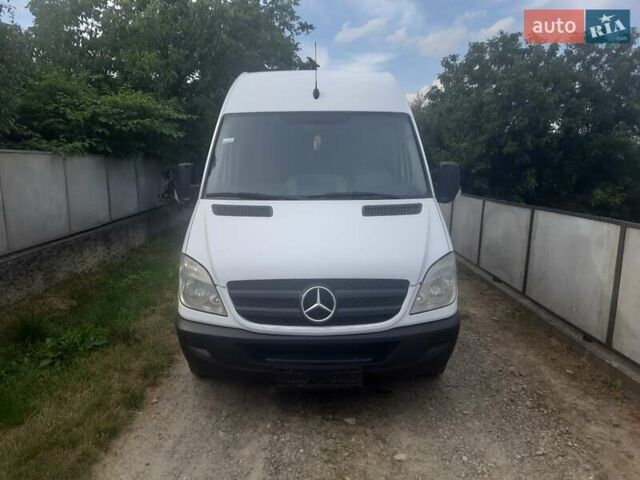 Білий Мерседес Sprinter, об'ємом двигуна 3 л та пробігом 500 тис. км за 17900 $, фото 2 на Automoto.ua